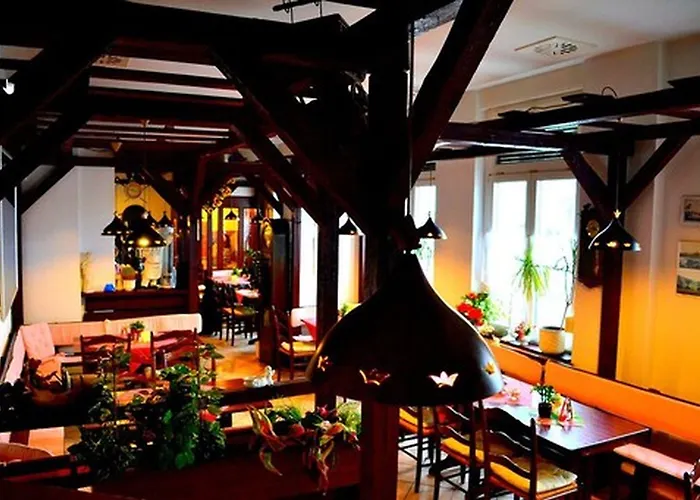 Dessauer Hof Hotell 2*